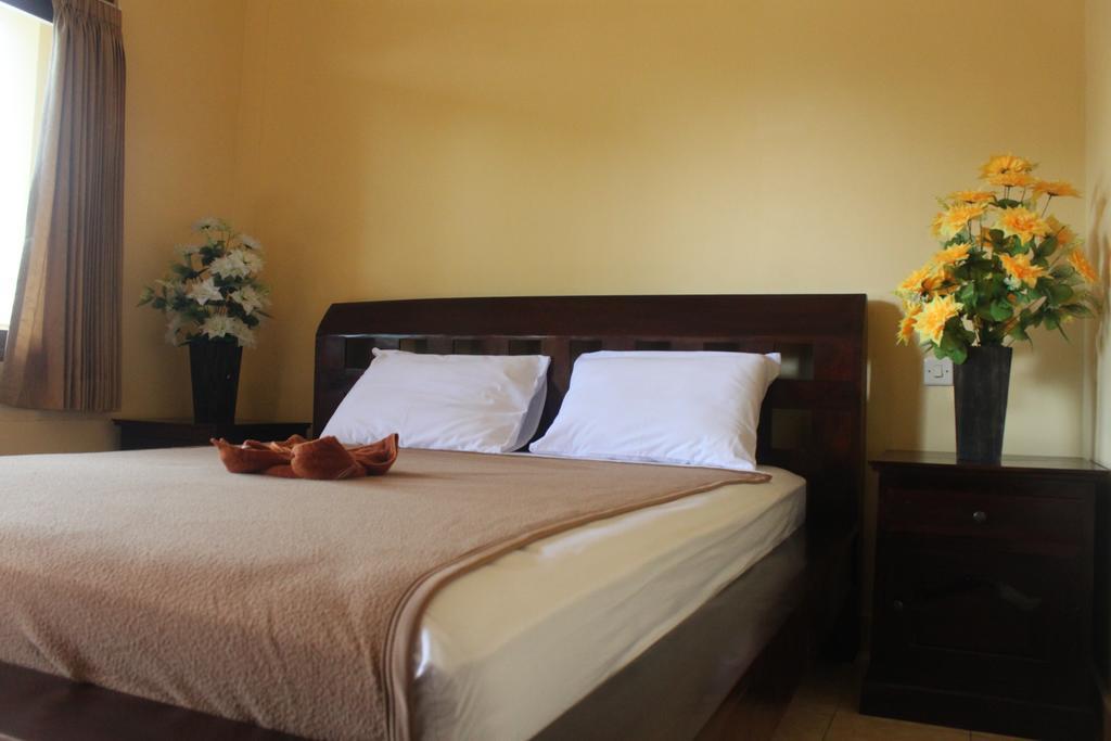Mekar Jaya Bungalows Kuta  Phòng bức ảnh