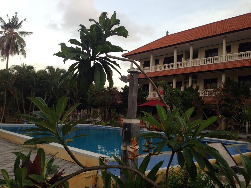 Mekar Jaya Bungalows Kuta  Ngoại thất bức ảnh