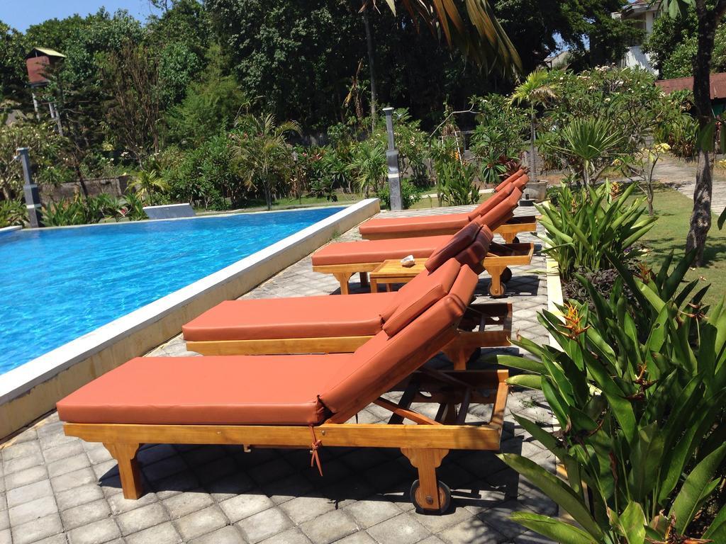 Mekar Jaya Bungalows Kuta  Ngoại thất bức ảnh