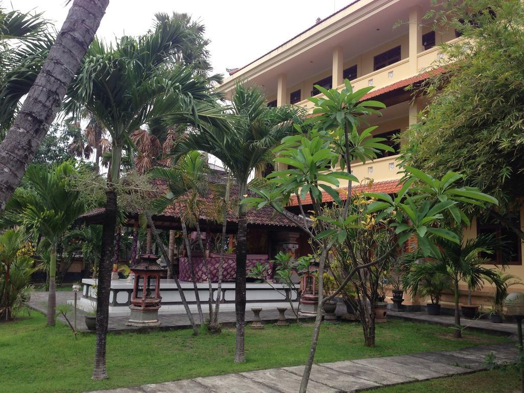 Mekar Jaya Bungalows Kuta  Ngoại thất bức ảnh