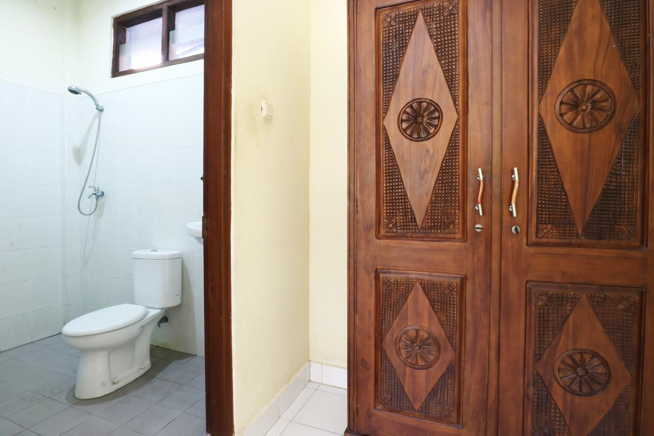 Mekar Jaya Bungalows Kuta  Ngoại thất bức ảnh