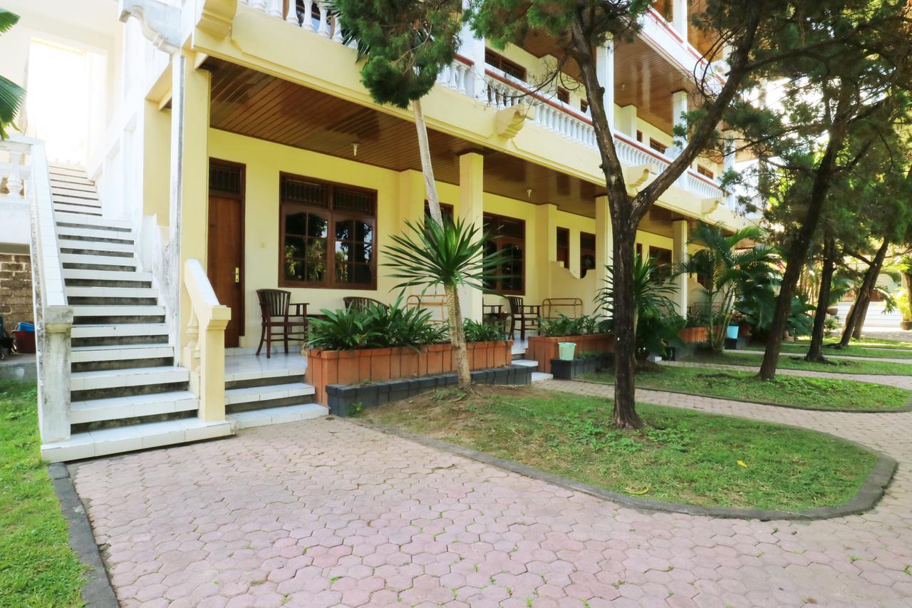 Mekar Jaya Bungalows Kuta  Ngoại thất bức ảnh