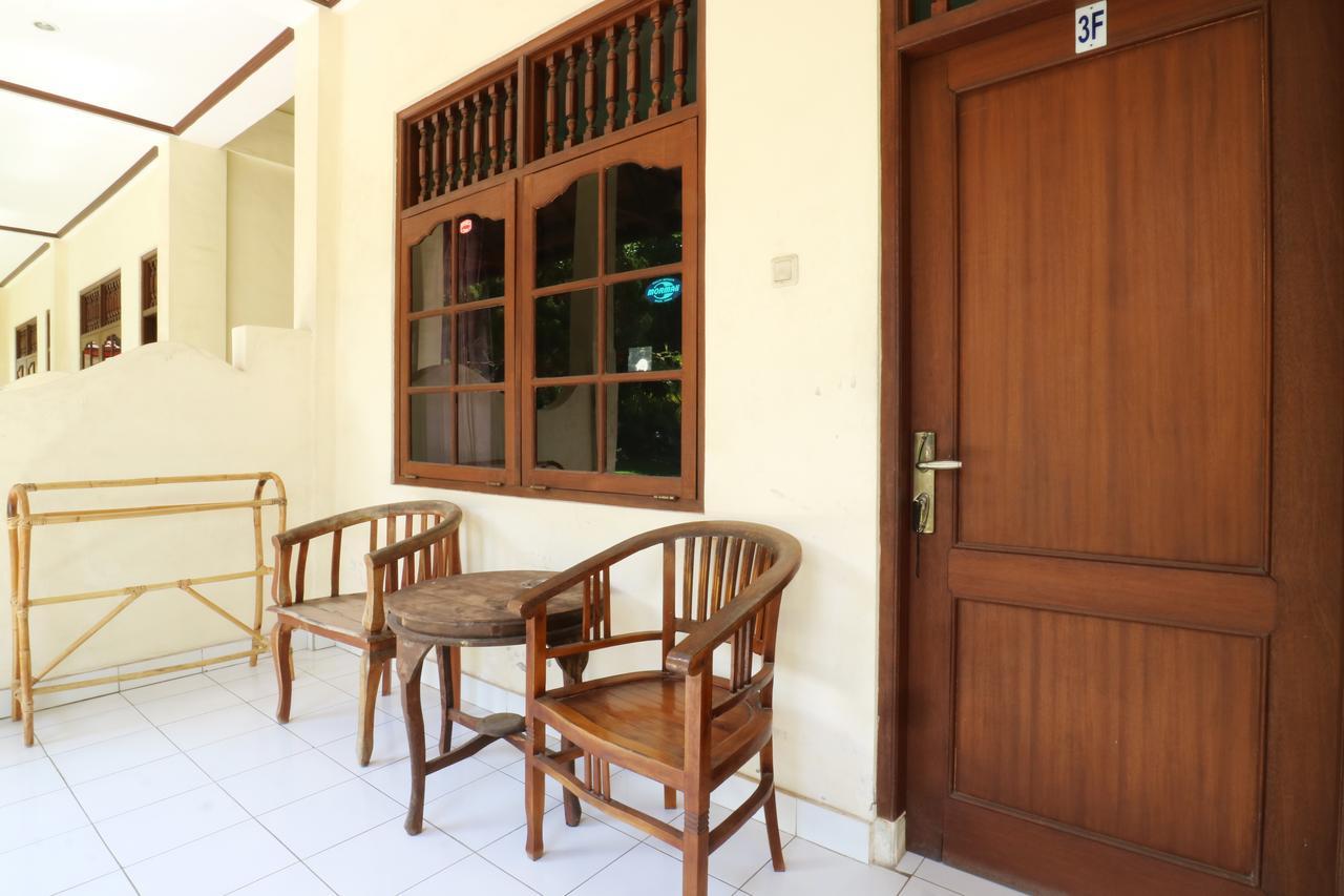 Mekar Jaya Bungalows Kuta  Ngoại thất bức ảnh