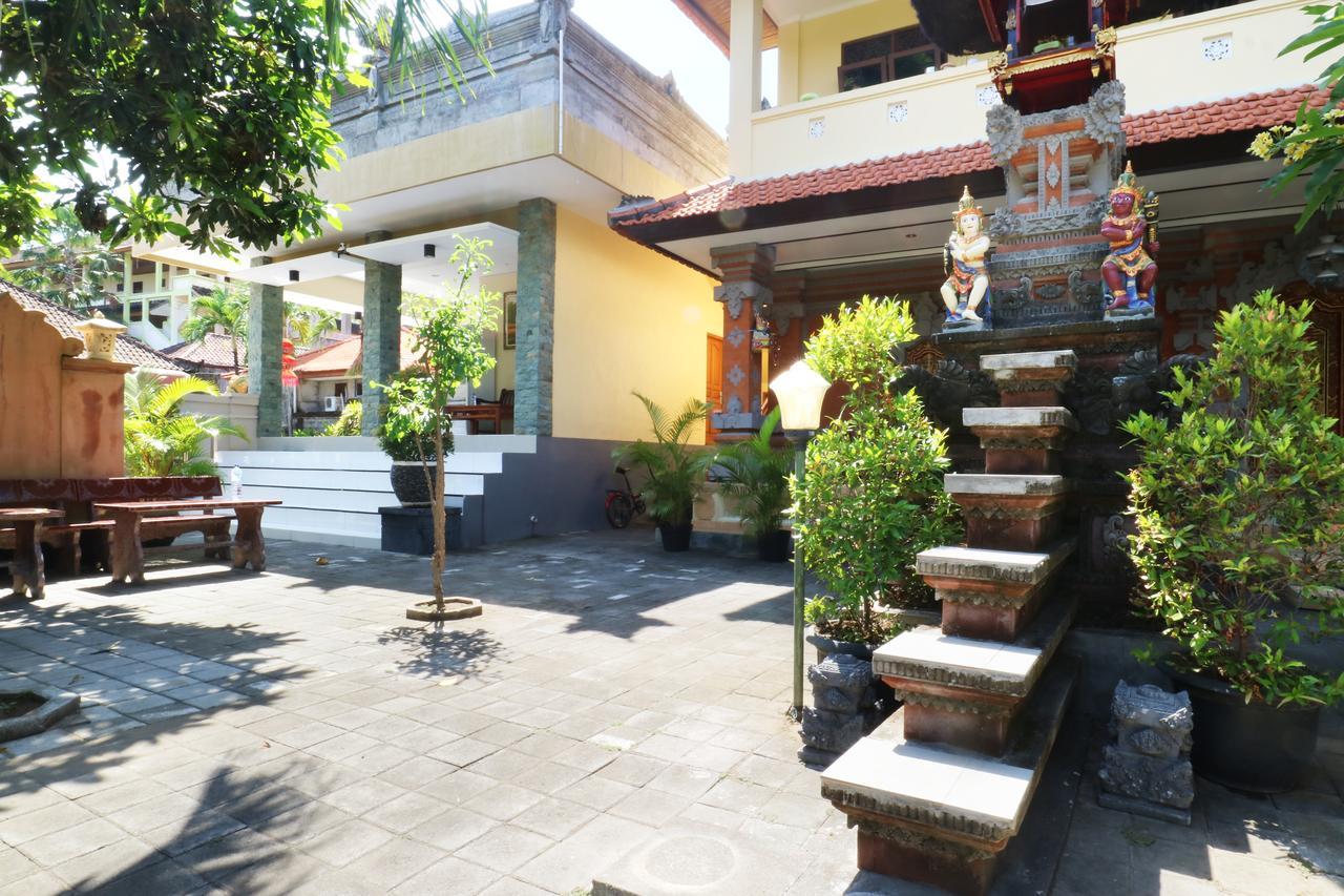 Mekar Jaya Bungalows Kuta  Ngoại thất bức ảnh