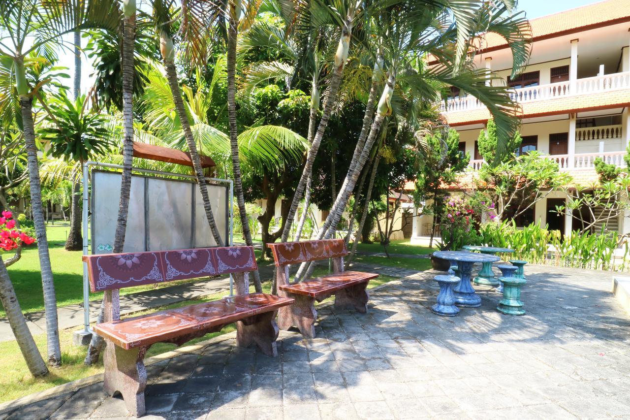 Mekar Jaya Bungalows Kuta  Ngoại thất bức ảnh